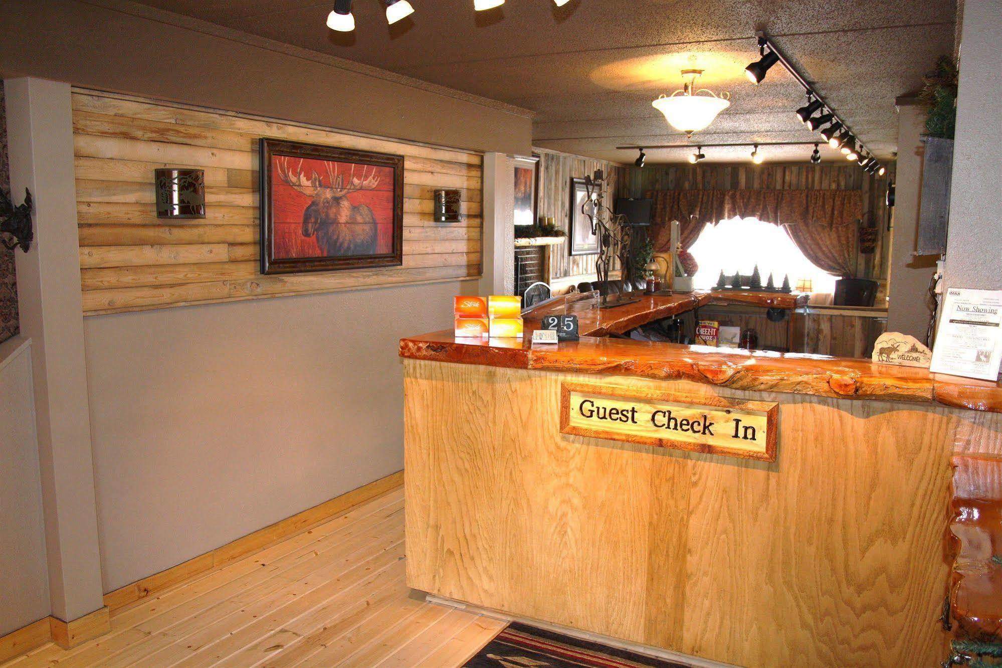 Moose Creek Inn West Yellowstone Esterno foto
